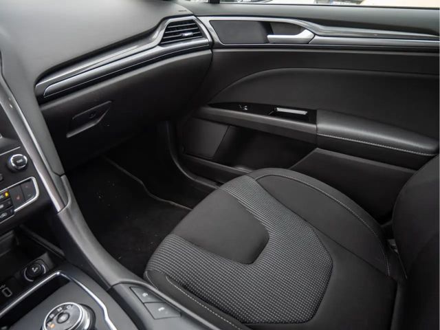 Ford Mondeo Titanium