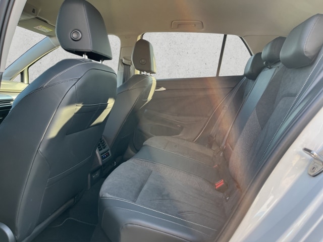 Volkswagen Golf 1.5 TSI Golf VIII Sport