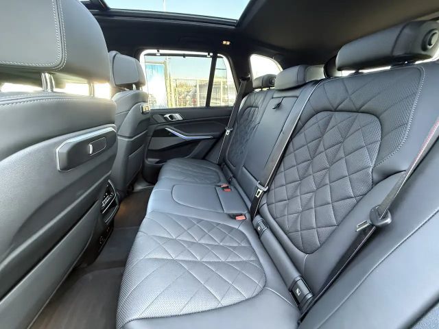 BMW X5 M-Sport M60i xDrive