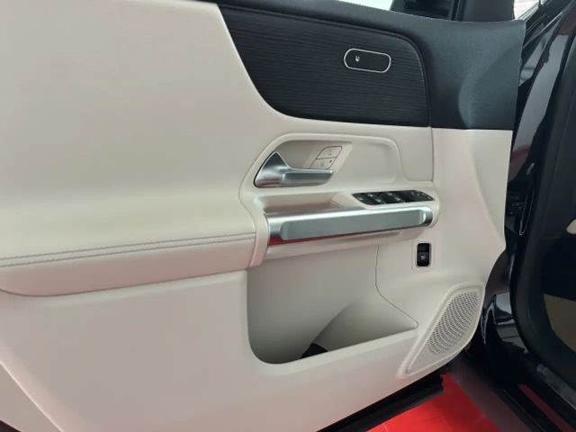 Mercedes-Benz EQB 300 4MATIC Progressive