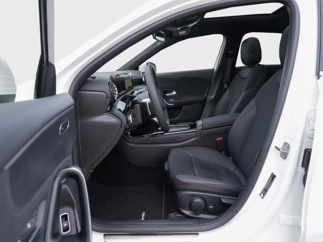 Mercedes-Benz A 180 AMG Line