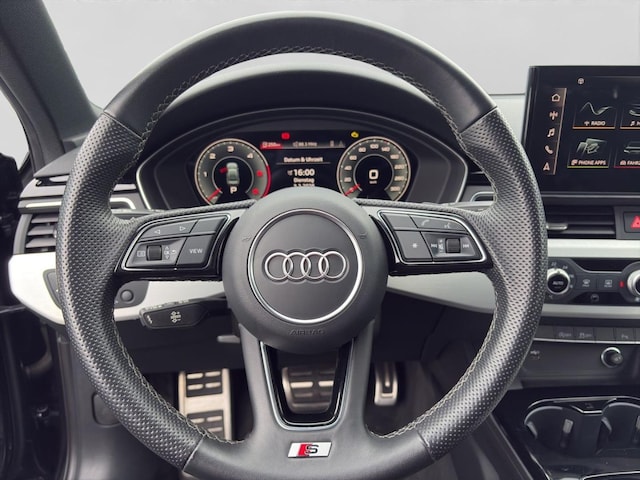 Audi A4 30 TDI S-Tronic Sedan