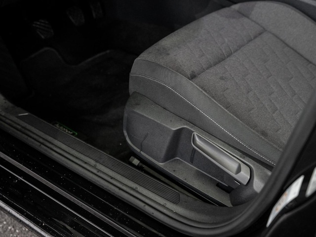 Volkswagen Golf 1.5 TSI Golf VIII