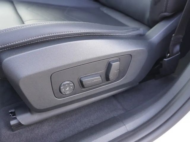 BMW X1 xDrive30e xLine Head-Up AHK 360Kamera eSitze Harma