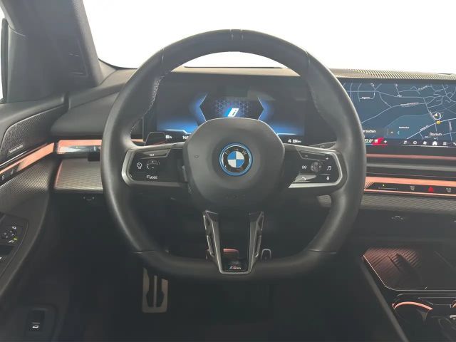 BMW i5 M-Sport Sedan eDrive40