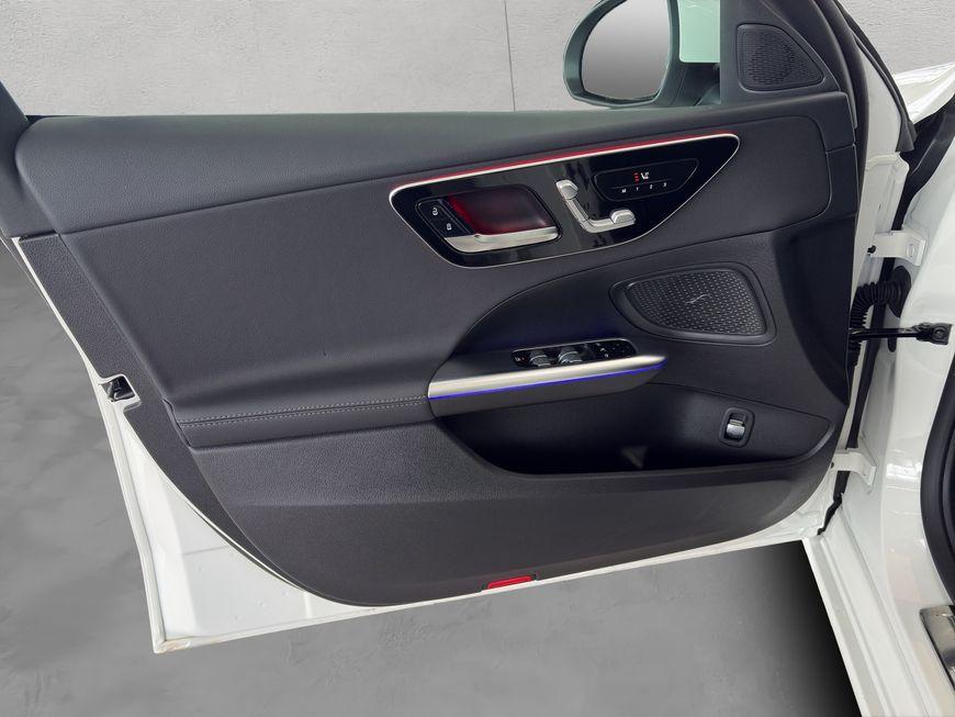 Mercedes-Benz C 200 AVANTGARDE Premium Sedan