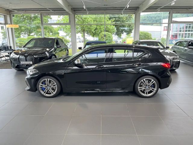 BMW 135 Sedan xDrive