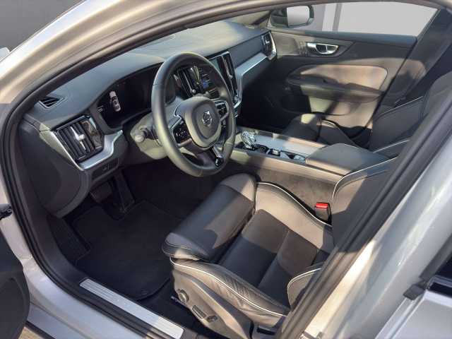 Volvo S60 AWD Dark Ultimate