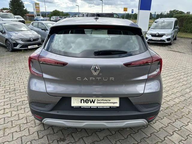 Renault Captur EDC Evolution Hybrid