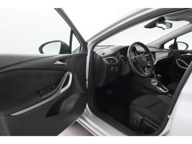 Opel Astra 1.5 Turbo Business Edition