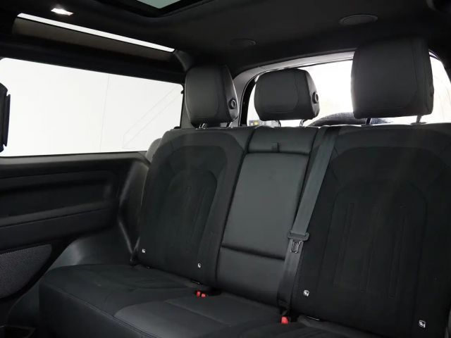 Land Rover Defender V8 Carpathian Edition