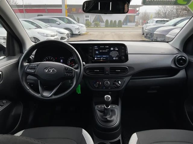Hyundai i10 1.0