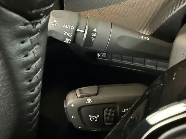 Peugeot 2008 Allure Pack PureTech