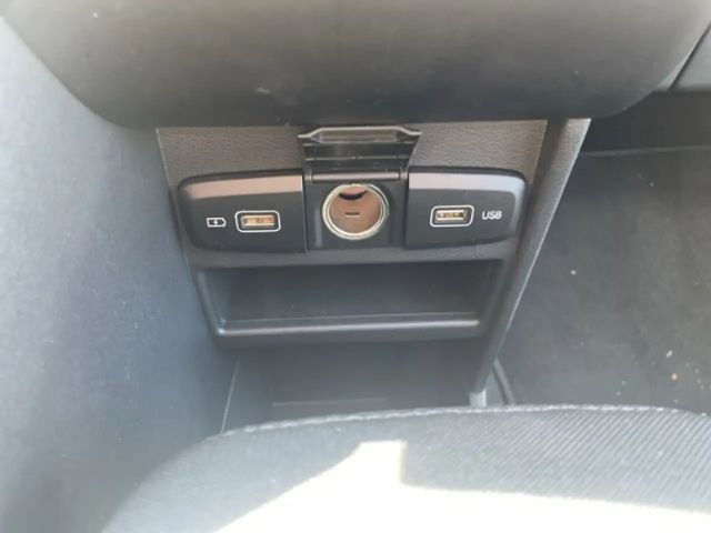 Hyundai Staria Trend