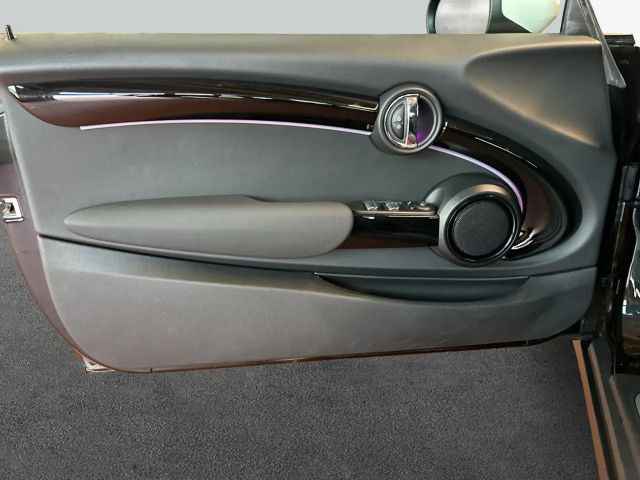 MINI Cooper Cabrio Cooper Cabrio Aut. Essential Trim