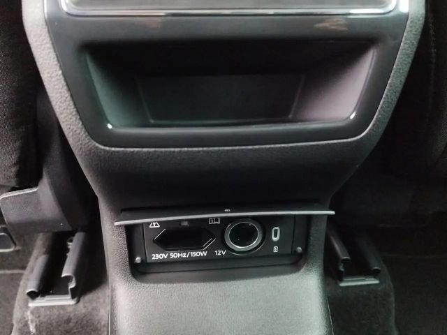 Skoda Karoq Selection