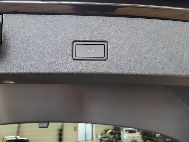 Volkswagen T-Roc 1.5 TSI DSG R-Line