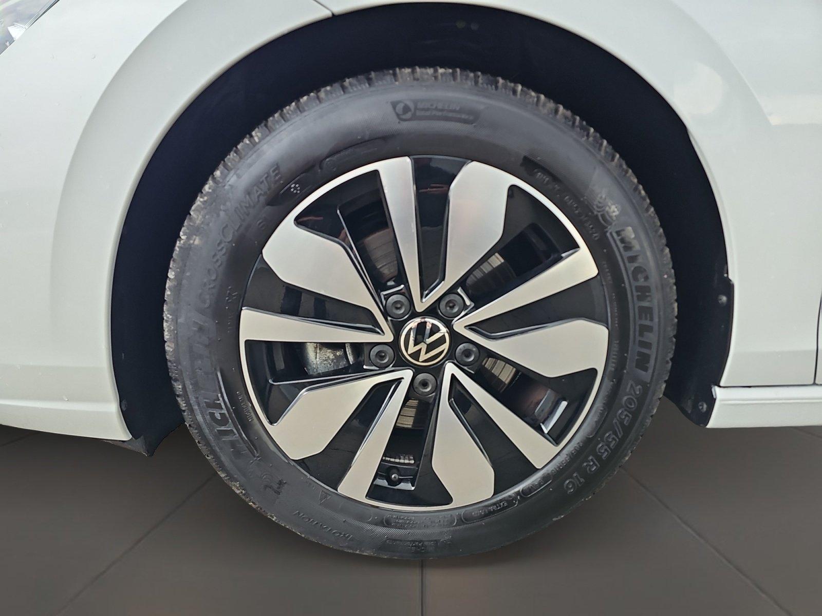 Volkswagen Golf 1.5 eTSI Golf VIII Variant