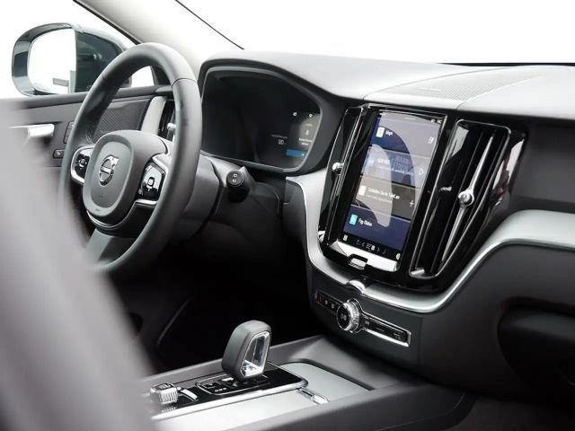 Volvo XC60 AWD Dark Plus T6