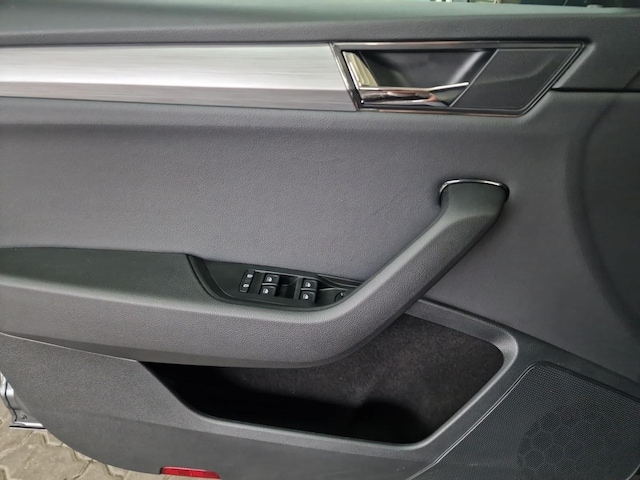 Skoda Superb 2.0 TDI Ambition Combi