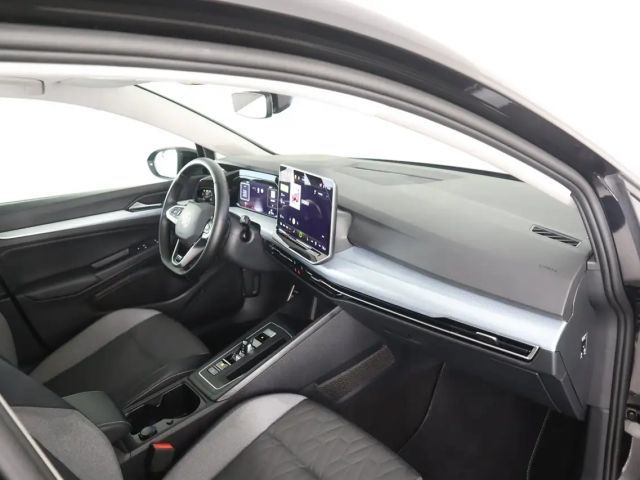 Volkswagen Golf DSG Life Variant