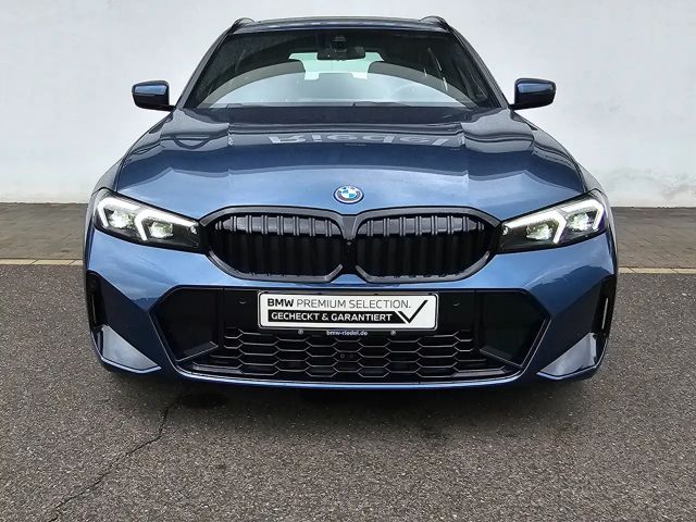 BMW 330 330e M-Sport Touring