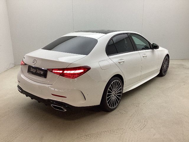 Mercedes-Benz C 200 Sedan