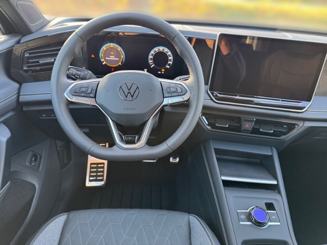 Volkswagen Tiguan Goal*Ganzjahrereifen*Plu Paket*AHK*Navi