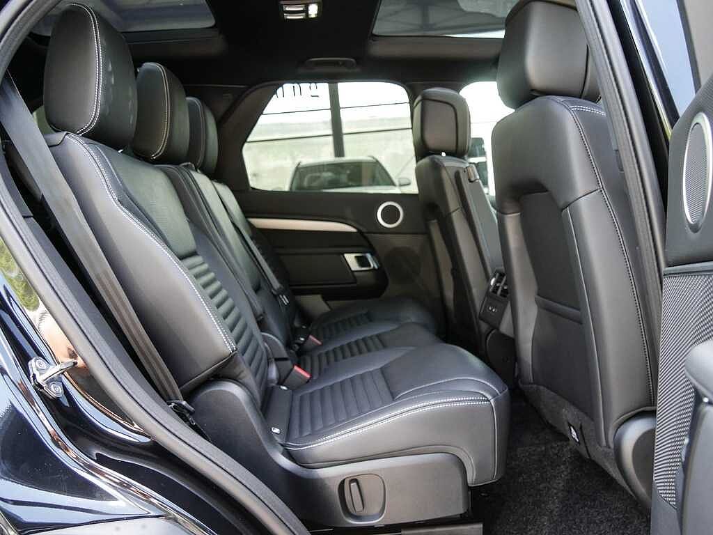 Land Rover Discovery D250 Dynamic SE