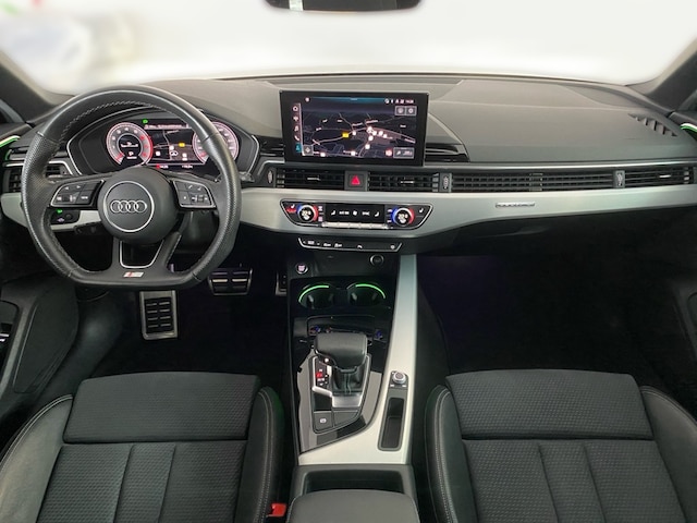 Audi A4 40 TFSI Avant Quattro S-Line S-Tronic