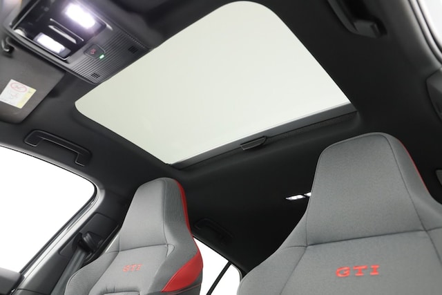 Volkswagen Golf 2.0 TSI DSG GTI