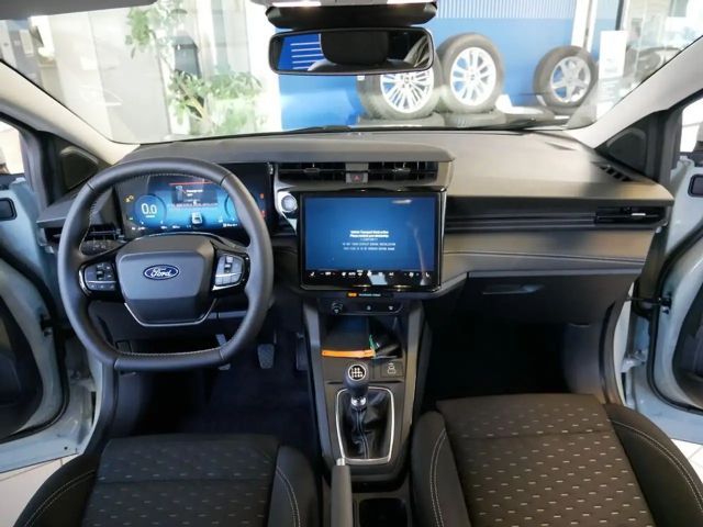 Ford Puma EcoBoost Titanium