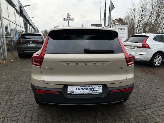 Volvo XC40 Dark Plus