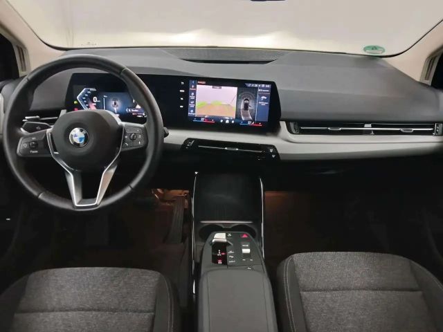 BMW 218 KAMERA DAB KLIMAAUTO LED NAVI