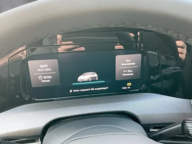 Volkswagen Golf DSG Sport