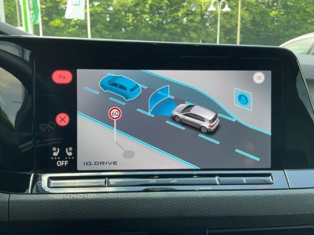 Volkswagen Golf 2.0 TSI Golf VIII