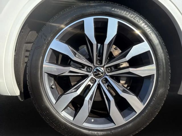 Volkswagen Touareg 4Motion DSG R-Line