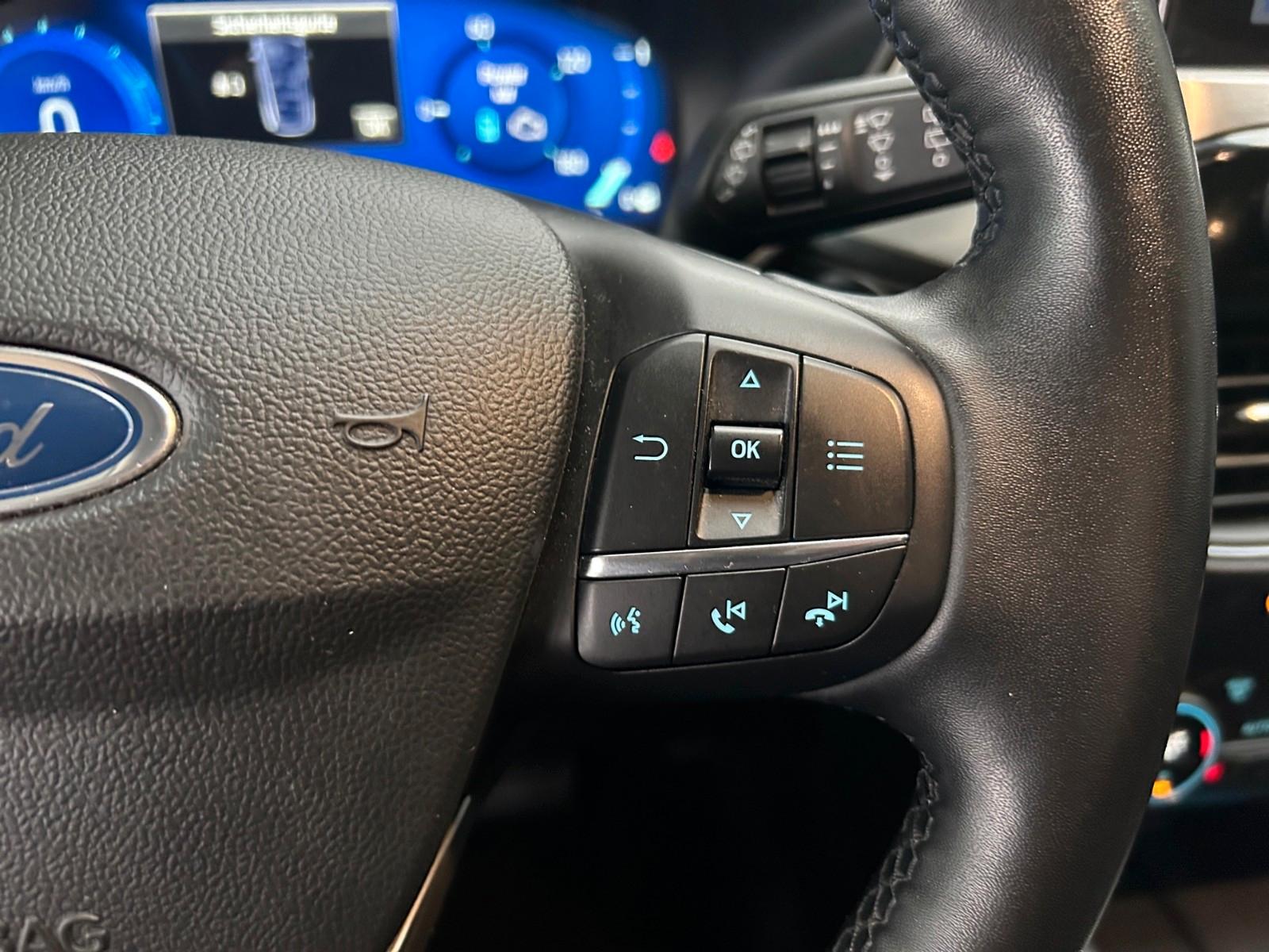 Ford Kuga Hybrid Plug in Hybrid Titanium