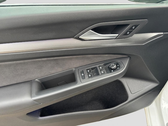 Volkswagen Golf 1.5 eTSI DSG Golf VIII