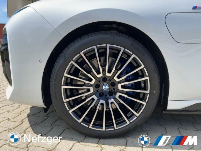 BMW 750 M-Sport Sedan xDrive