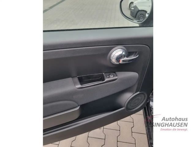 Fiat 500 Mild-Hybrid Hatchback TÜV NEU CARPL NAVI PDC Panor