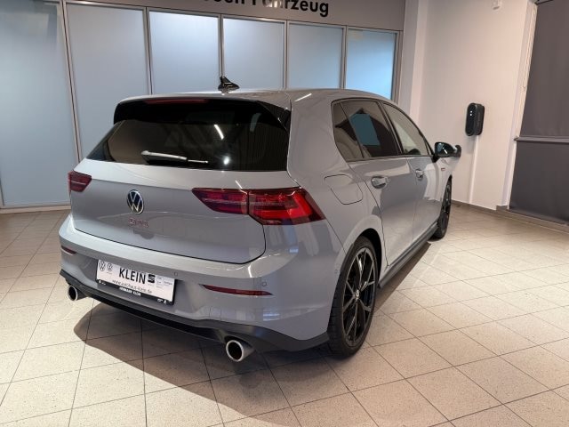 Volkswagen Golf 2.0 TSI Golf VIII