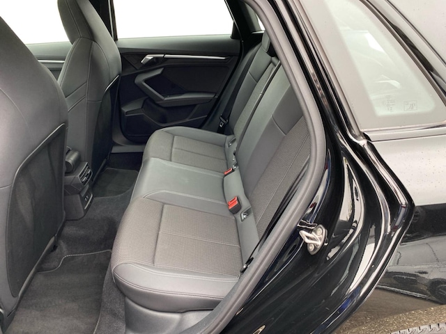 Audi A3 35 TFSI S-Line Sportback