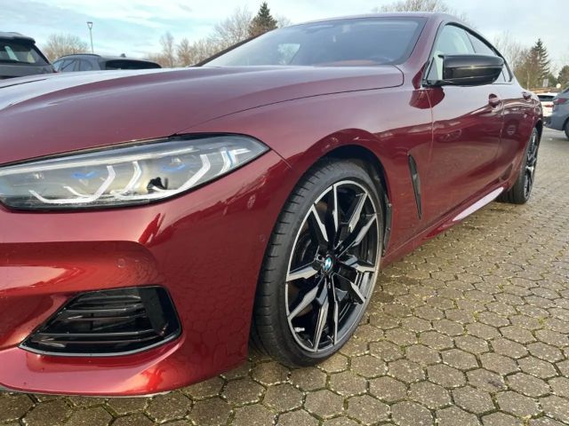 BMW M850 Coupé Gran Coupé Sedan xDrive