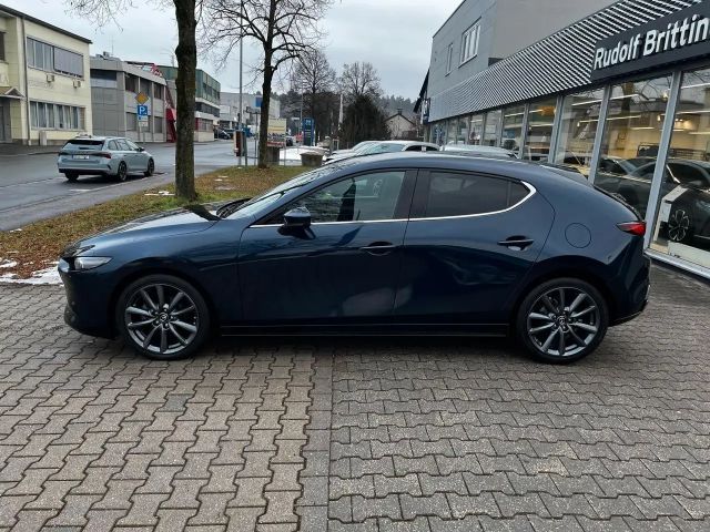 Mazda 3 Benzin 140 PS 6AG Centre-Line Design-P Navi