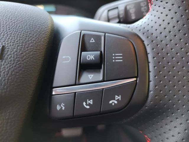 Ford Focus ST Line Wagon