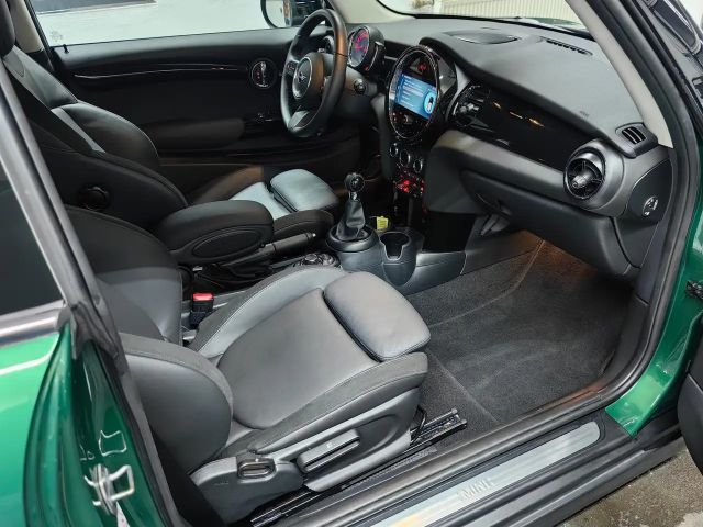 MINI Cooper Classic Trim*DAB*LED*So+Wi*LightAss*AppleCarplay