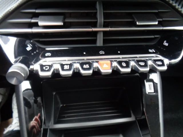 Peugeot 208 PureTech Style
