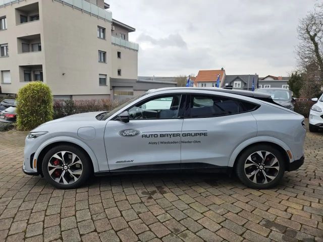 Ford Mustang Mach-E AWD GT