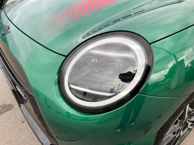 MINI Cooper E J01 HC0